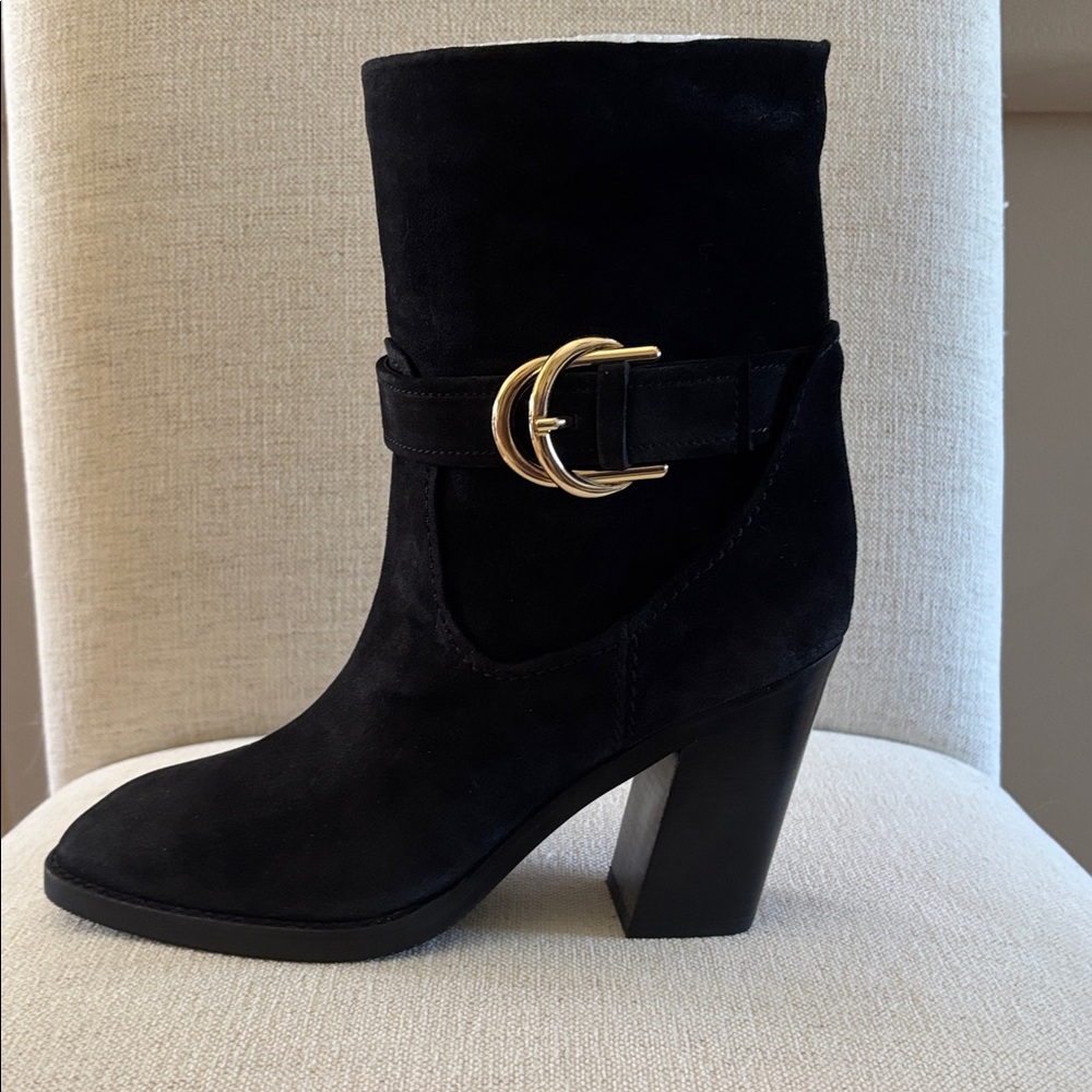 Stuart Weitzman Virgo Black Suede Boots. Size 8 B. New With All Packaging.